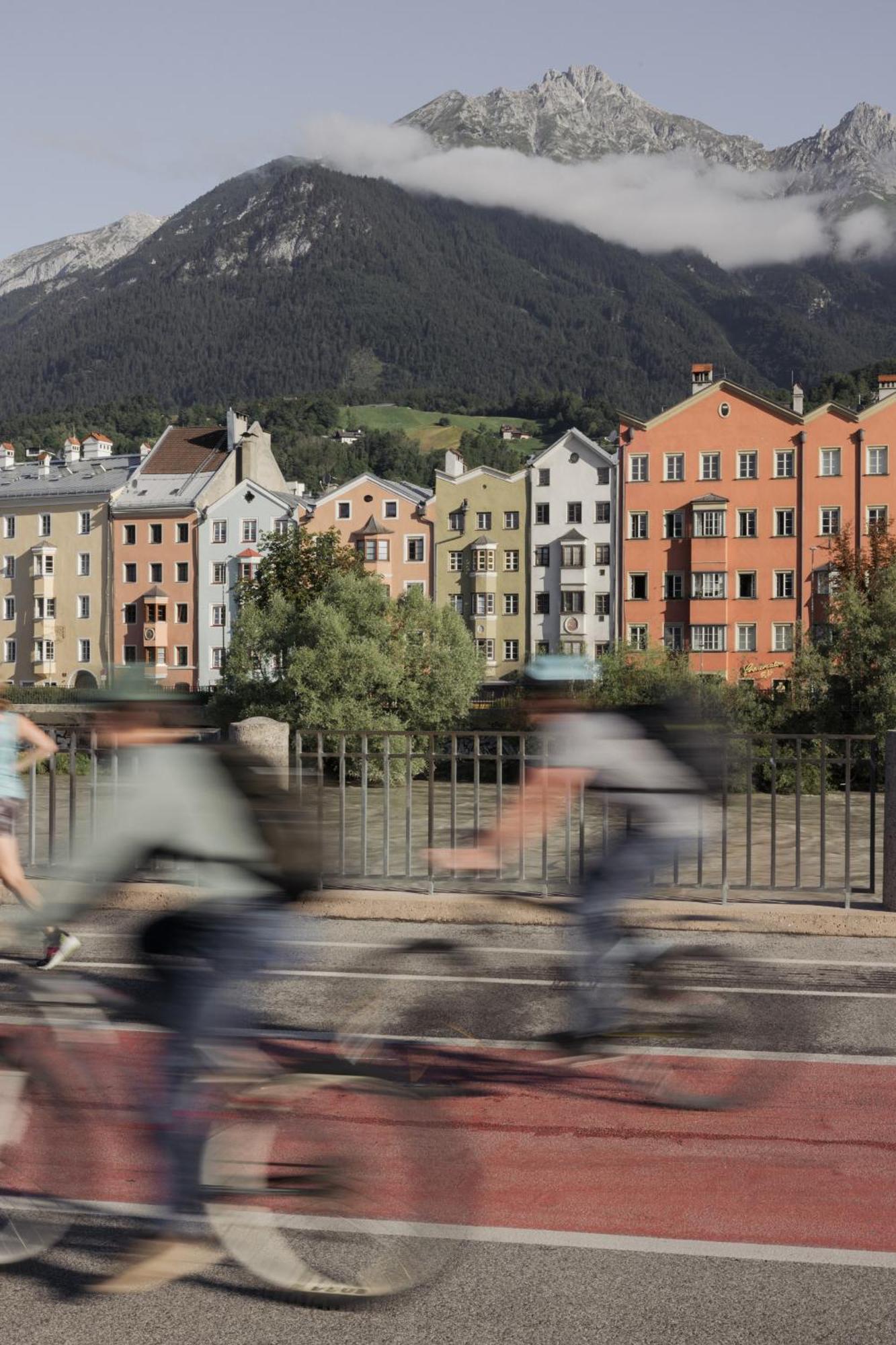 Das Gruene Haus - Boutique Apartments Ecofriendly อินส์บรุค ภายนอก รูปภาพ
